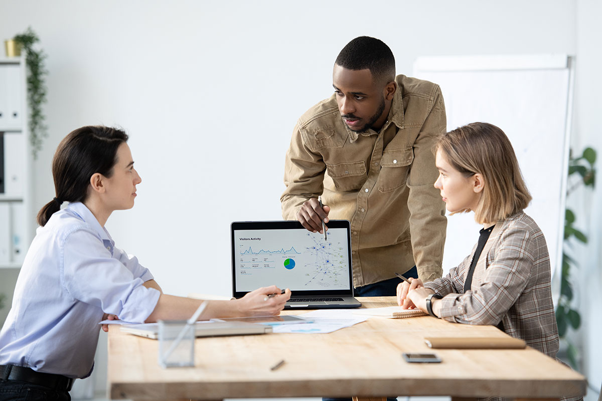 Externalización de la Gestión de Recursos Humanos: Beneficios y Evidencia